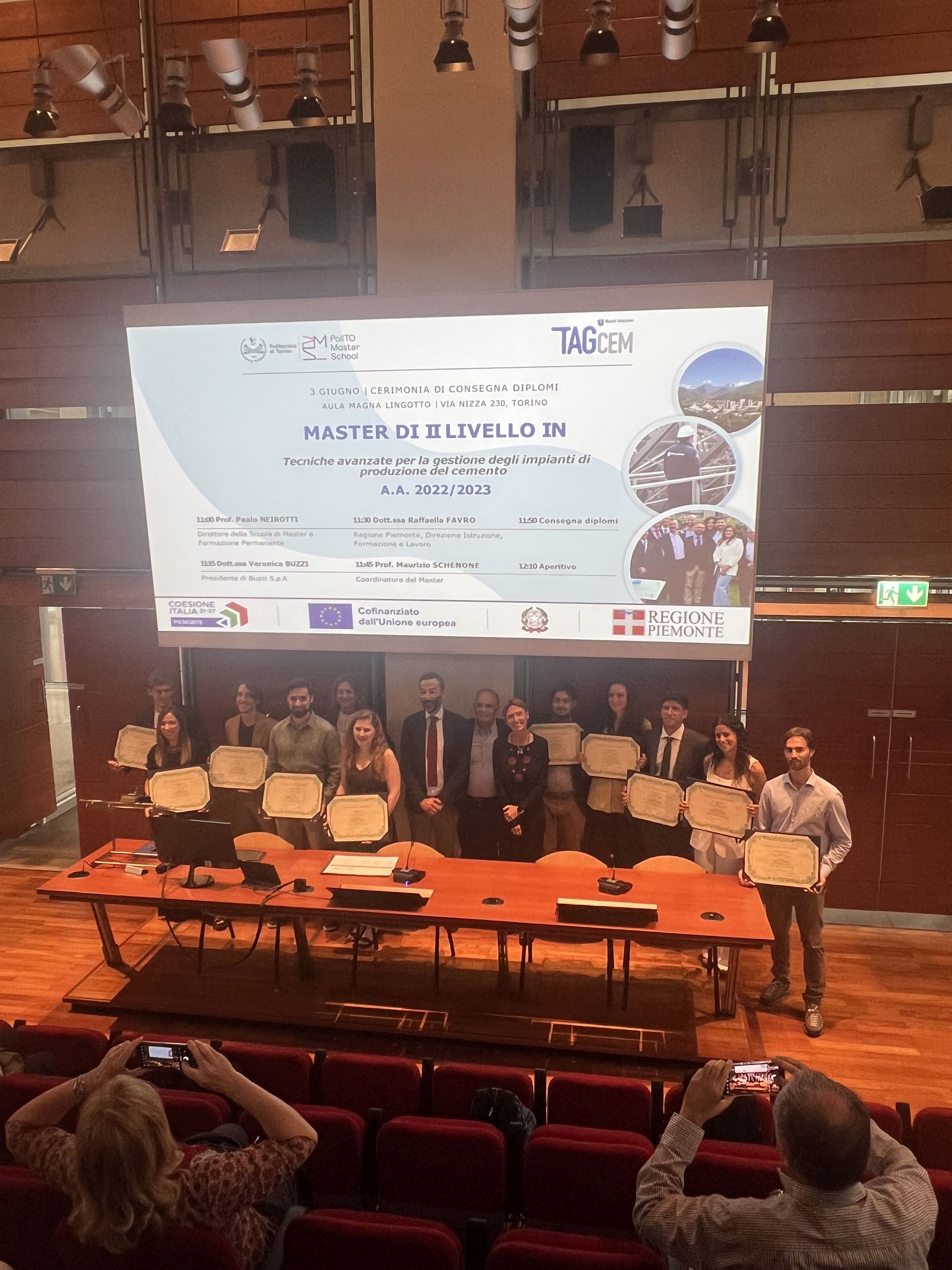 La cerimonia di consegna dei diplomi